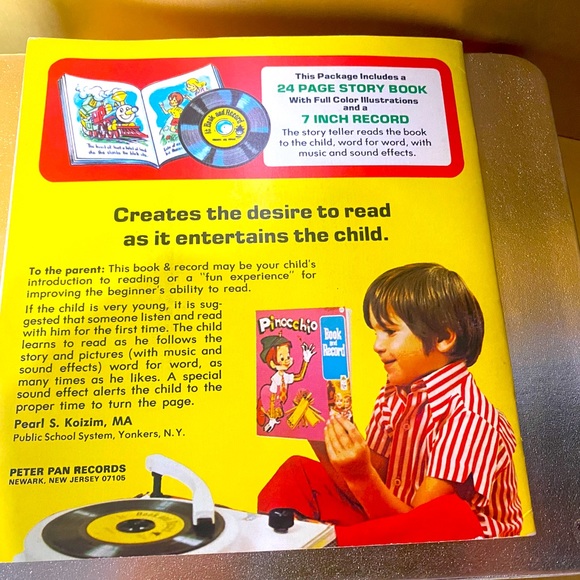 HUCKLEBERRY HOUND VTG 60s AT THE FIREHOUSE PETER PAN VINYL RECORD & STORYBOOK 7” - Picture 2 of 16